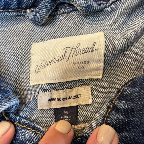 Universal Thread Denim Jacket - Picture 3 of 6